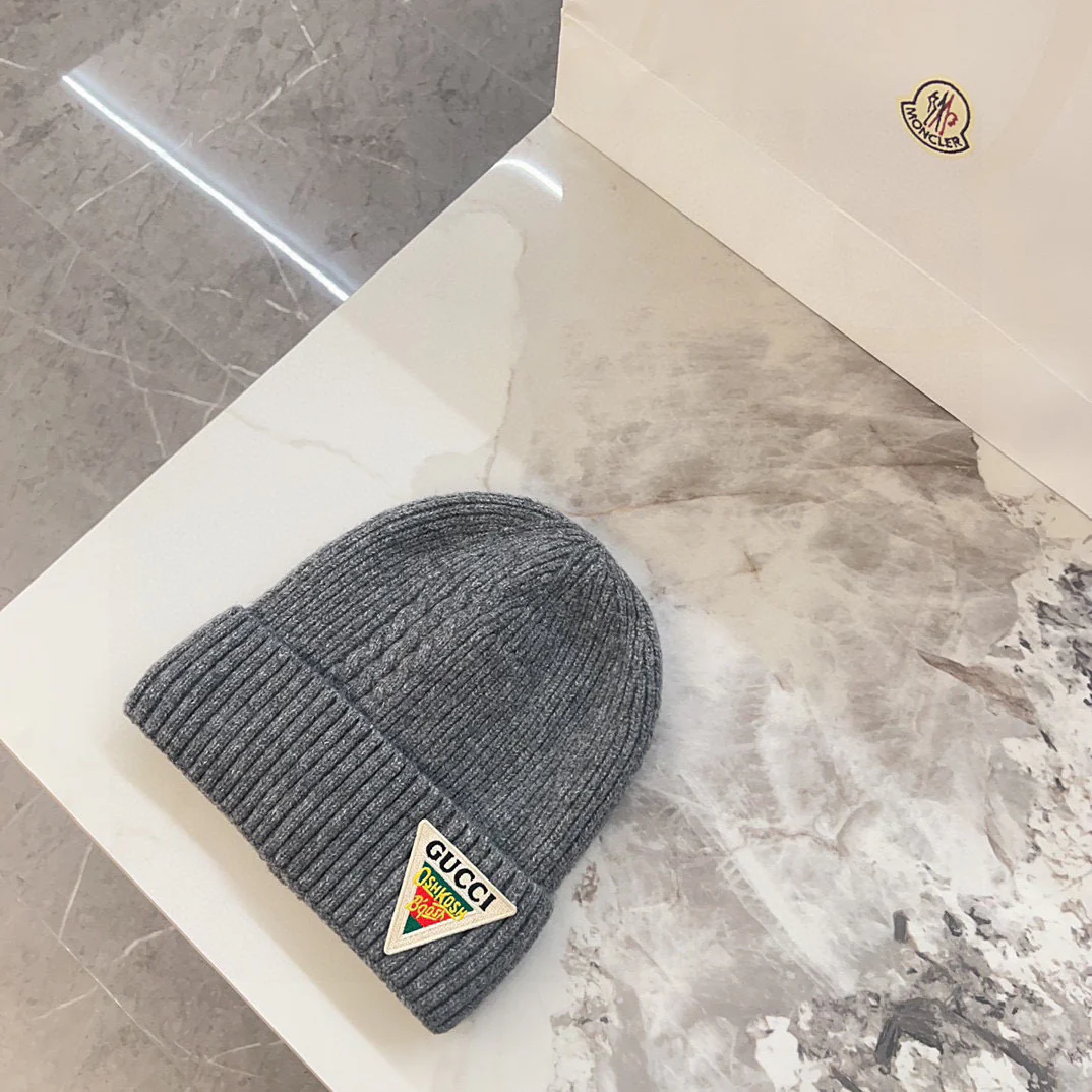 Вязаная шапка Gucci Classic Label - серая
