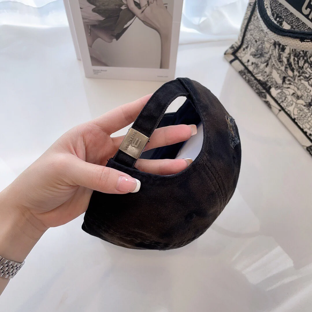 Balenciaga - Уникальная бейсболка