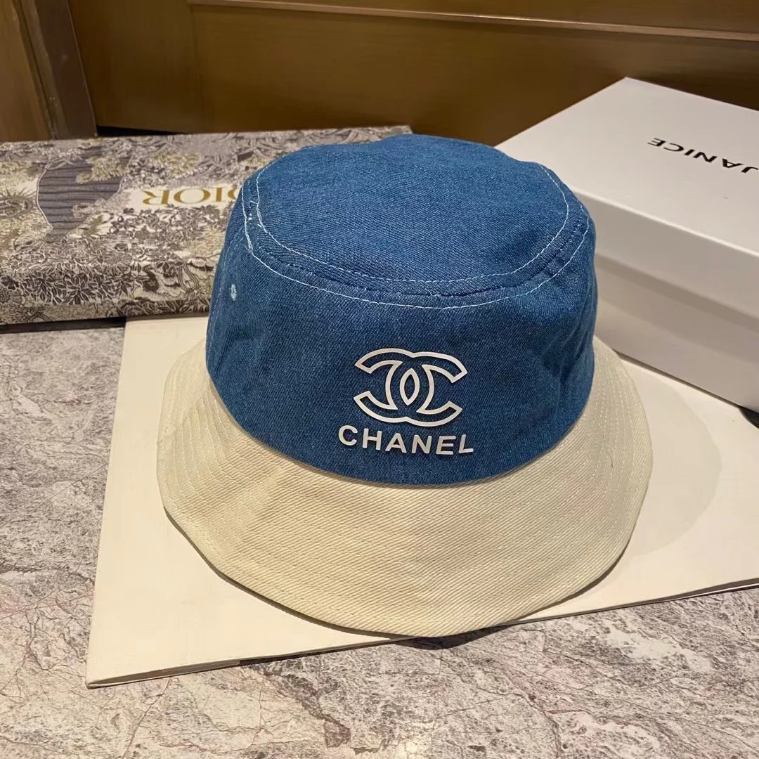 Chanel - Новая джинсовая рыбацкая шляпа с цветовыми блоками