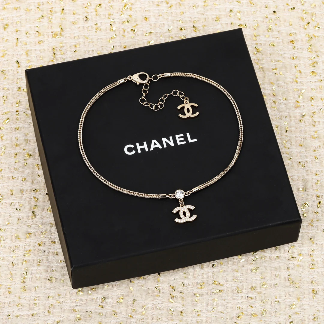 Chanel - Колье 512