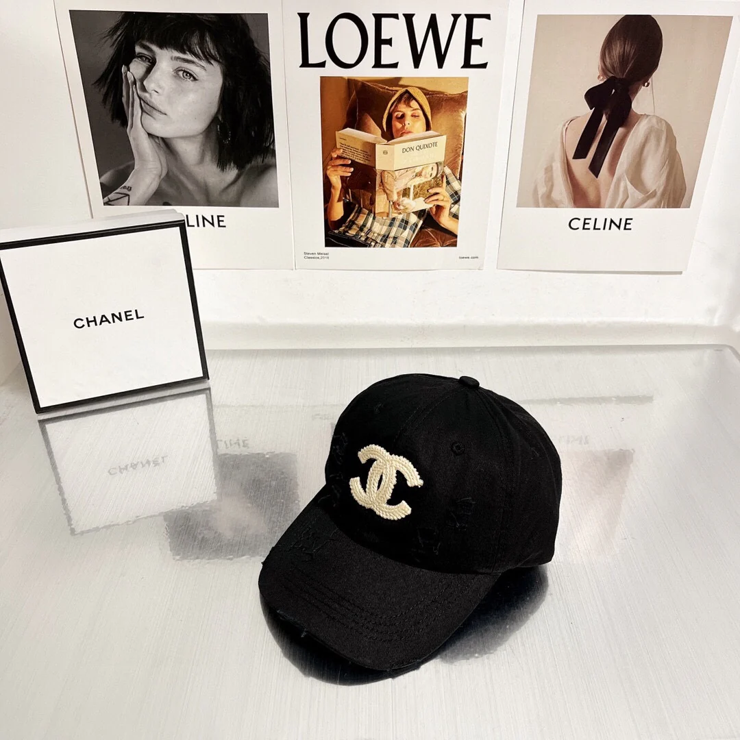 Новая бейсболка Chanel 2022 с вышивкой