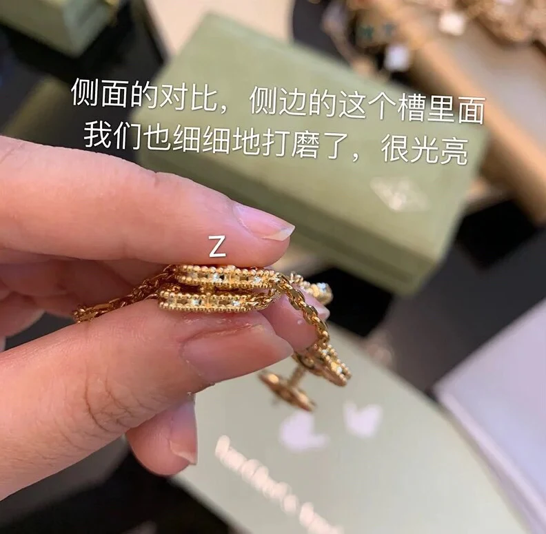 Браслет VCA - 27