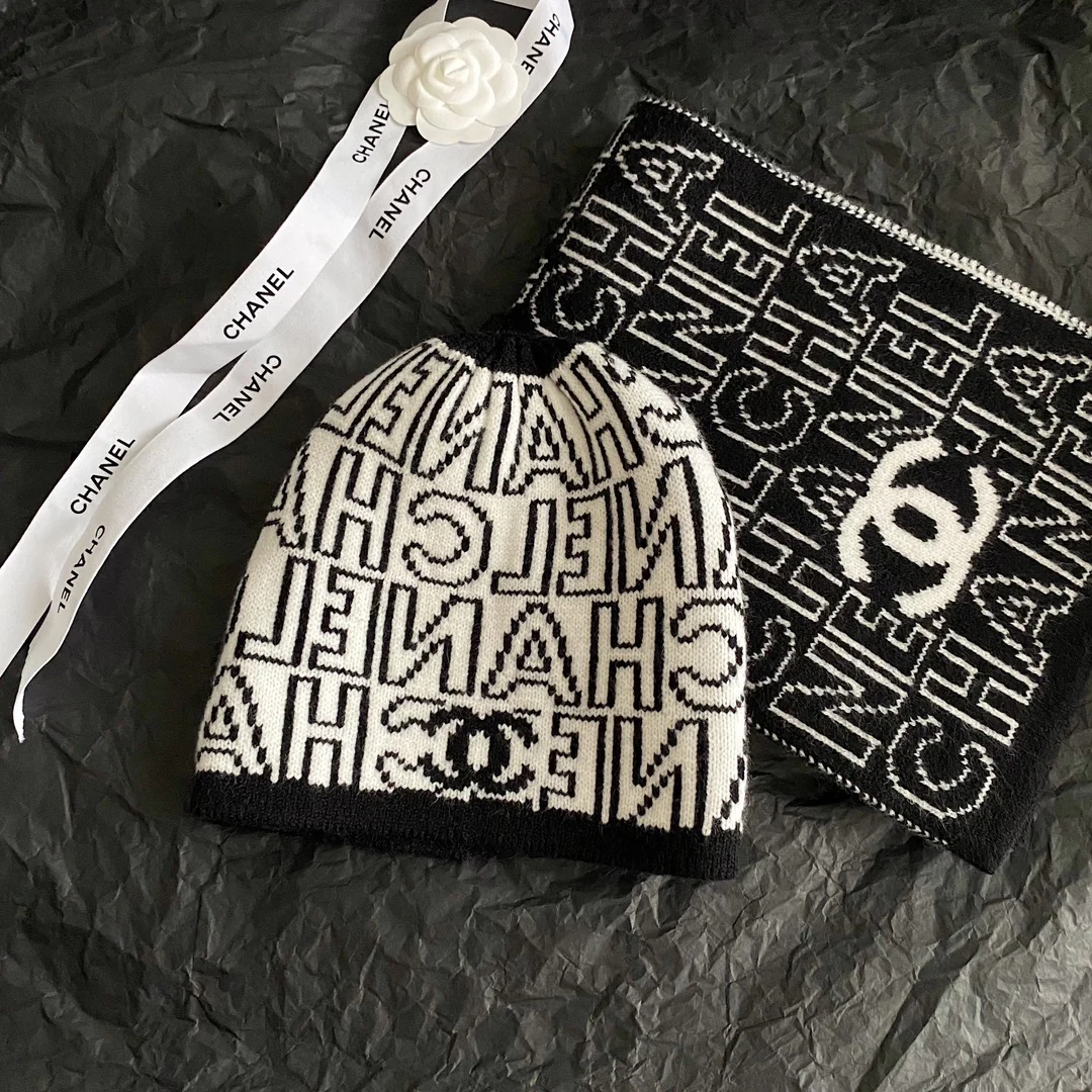 Chanel - Современная модная шерстяная вязаная шапка с буквой