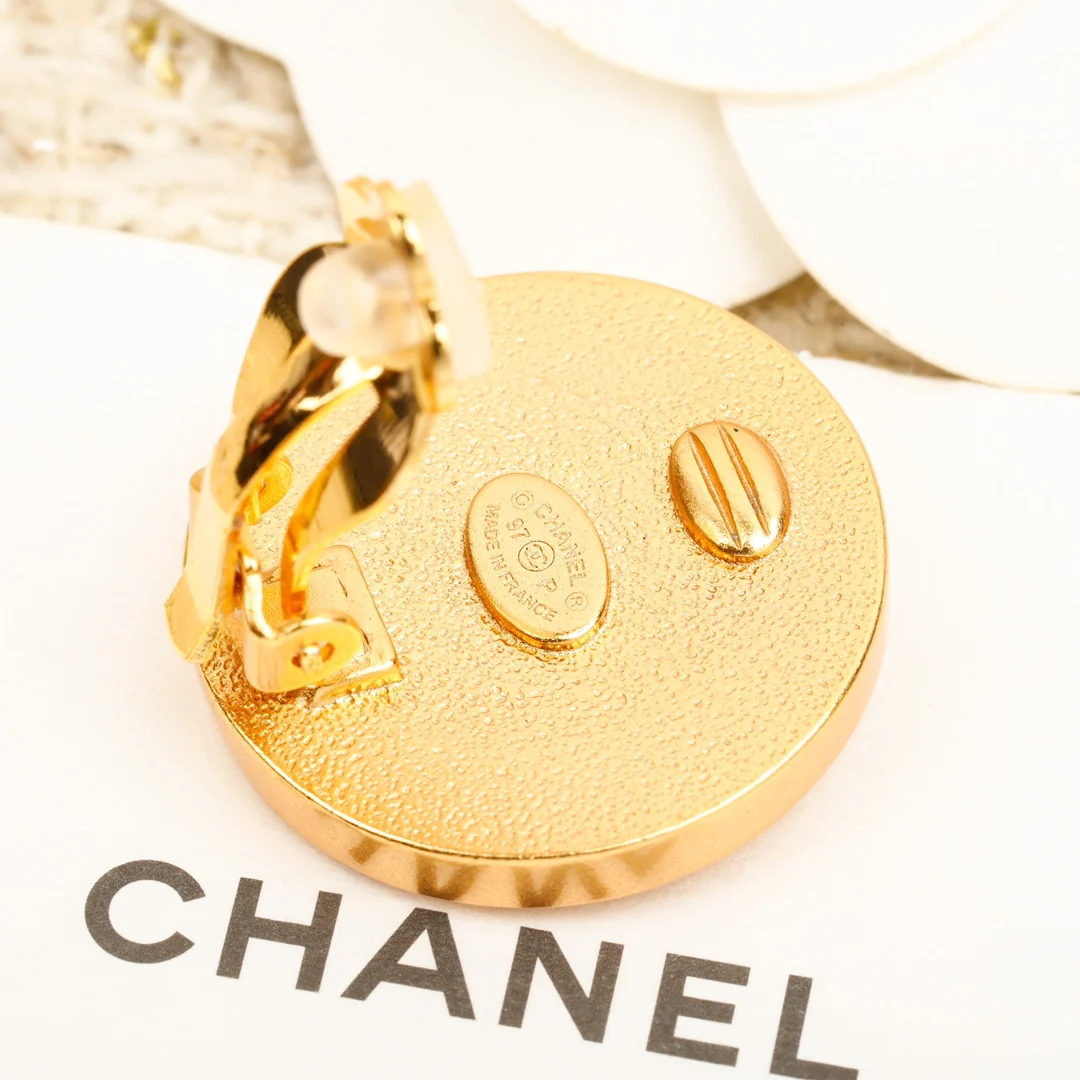 Клипсы Chanel 006