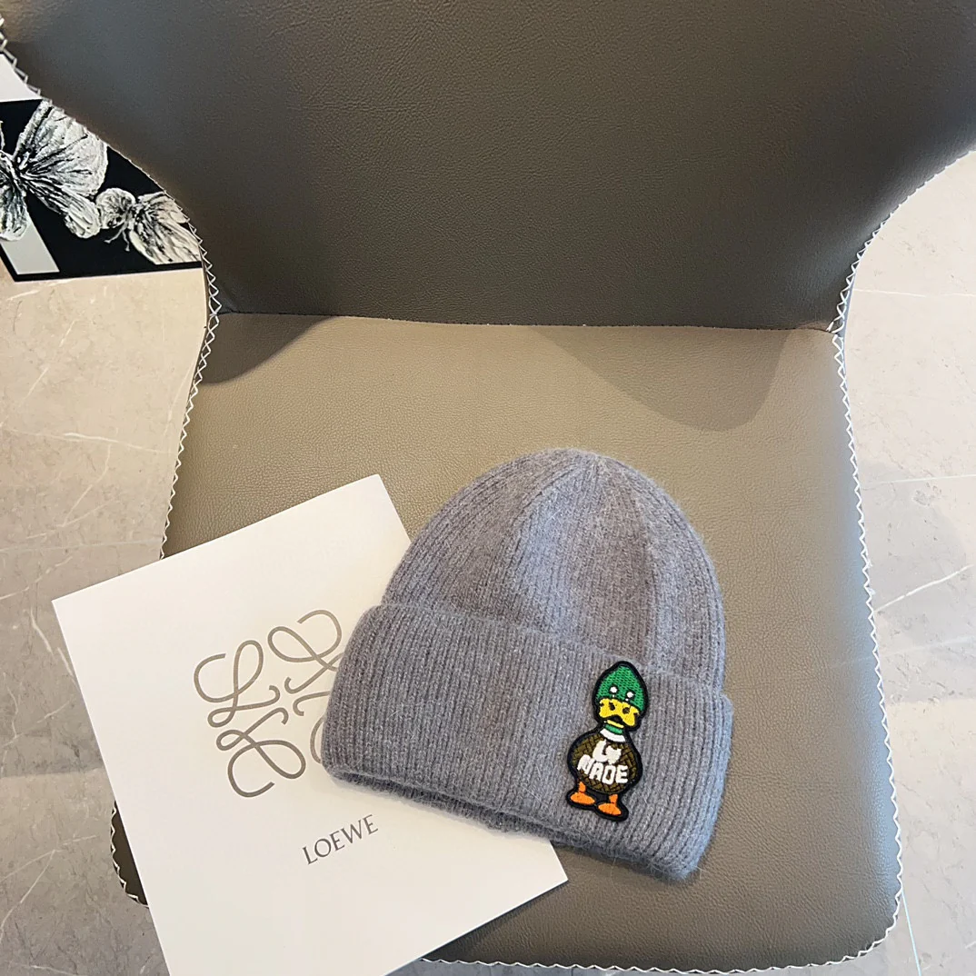 LV - Вязаная шапка 