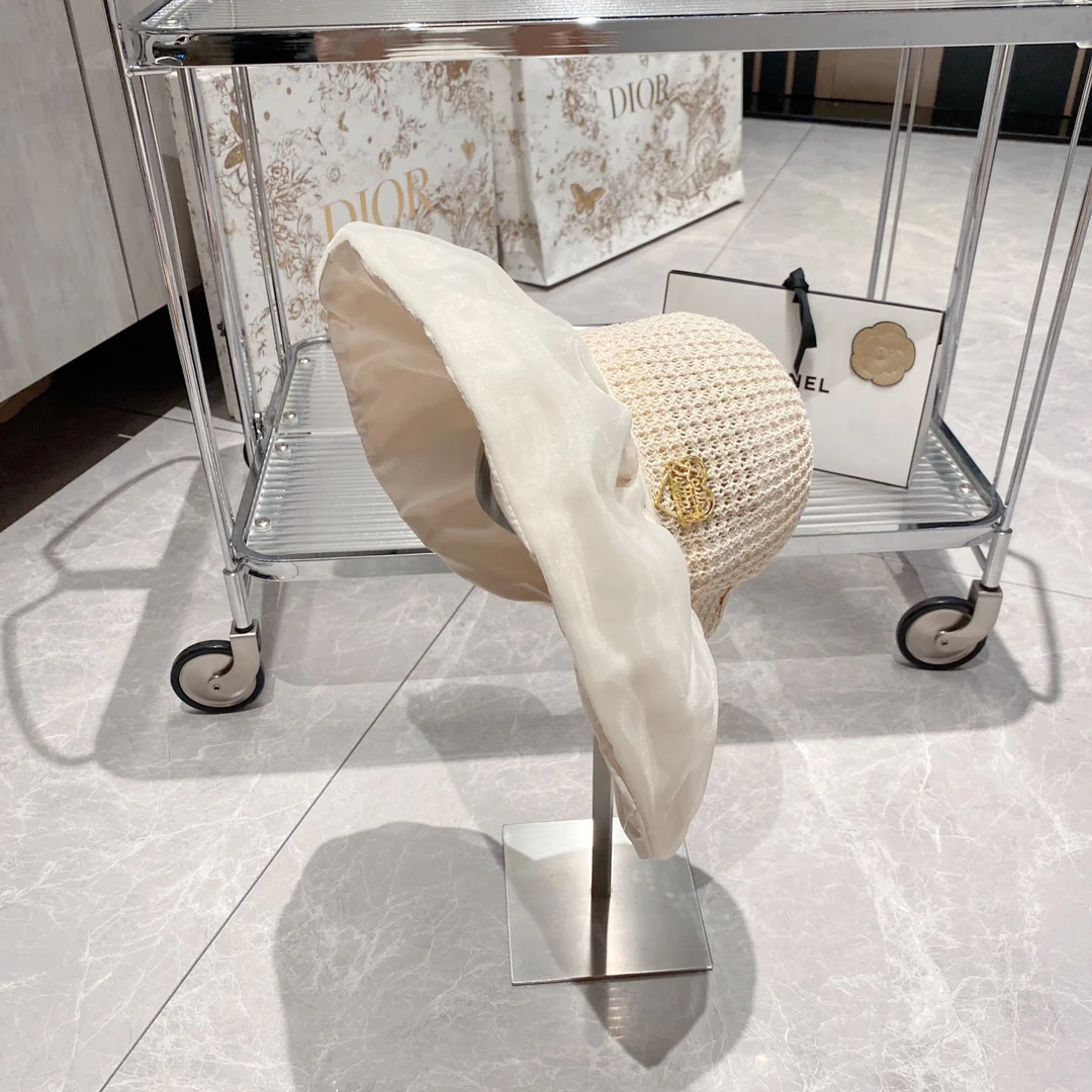 Новинки коллекции LV Весна/Лето 2023 - Соломенная шляпа - Козырек - Солнцезащитная шляпа