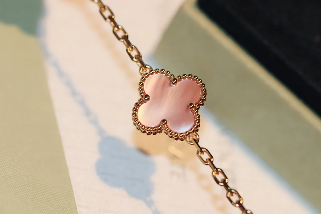 Браслет VCA - 9