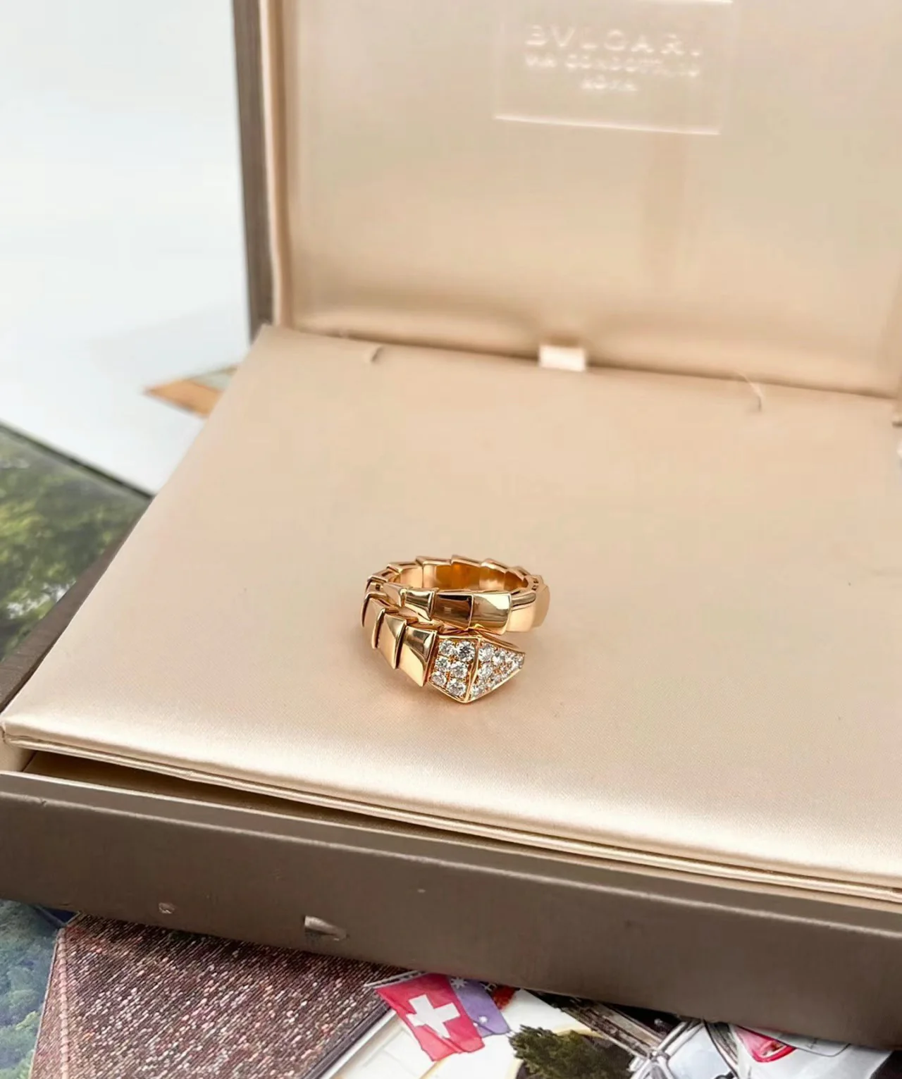 Кольцо Bvlgari 024