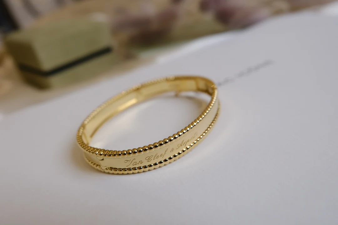 VCA-Браслет-4