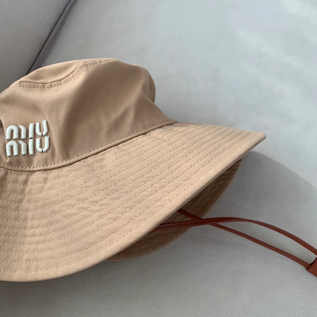 Классическая солнцезащитная шляпа Miu Miu на завязках - абрикосовый цвет