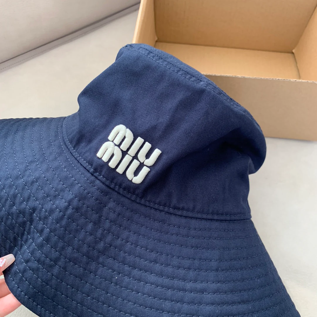 Классическая солнцезащитная шляпа Miu Miu на завязках - синяя