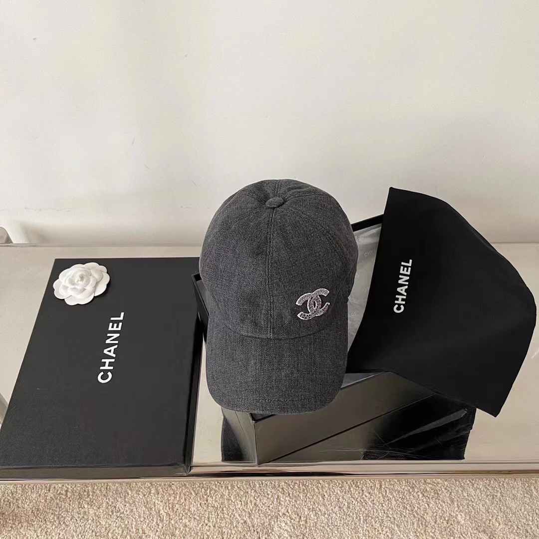 Бейсболка Chanel - Железно-серый