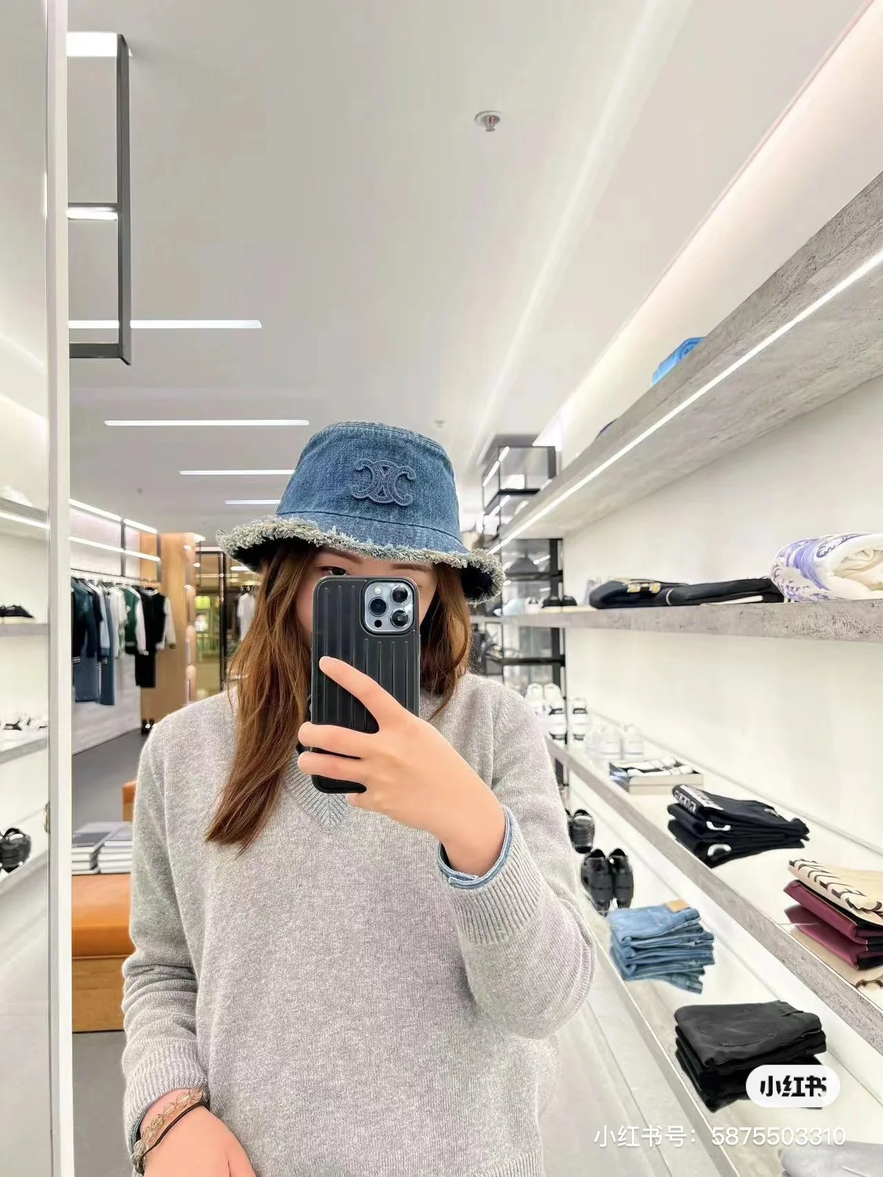 Celine - Новая вышитая панама из выстиранного денима