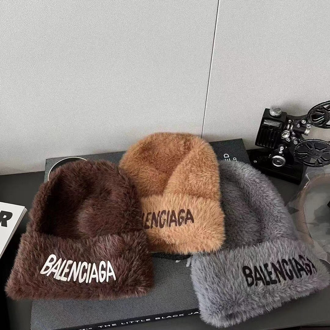 Balenciaga - Шапка