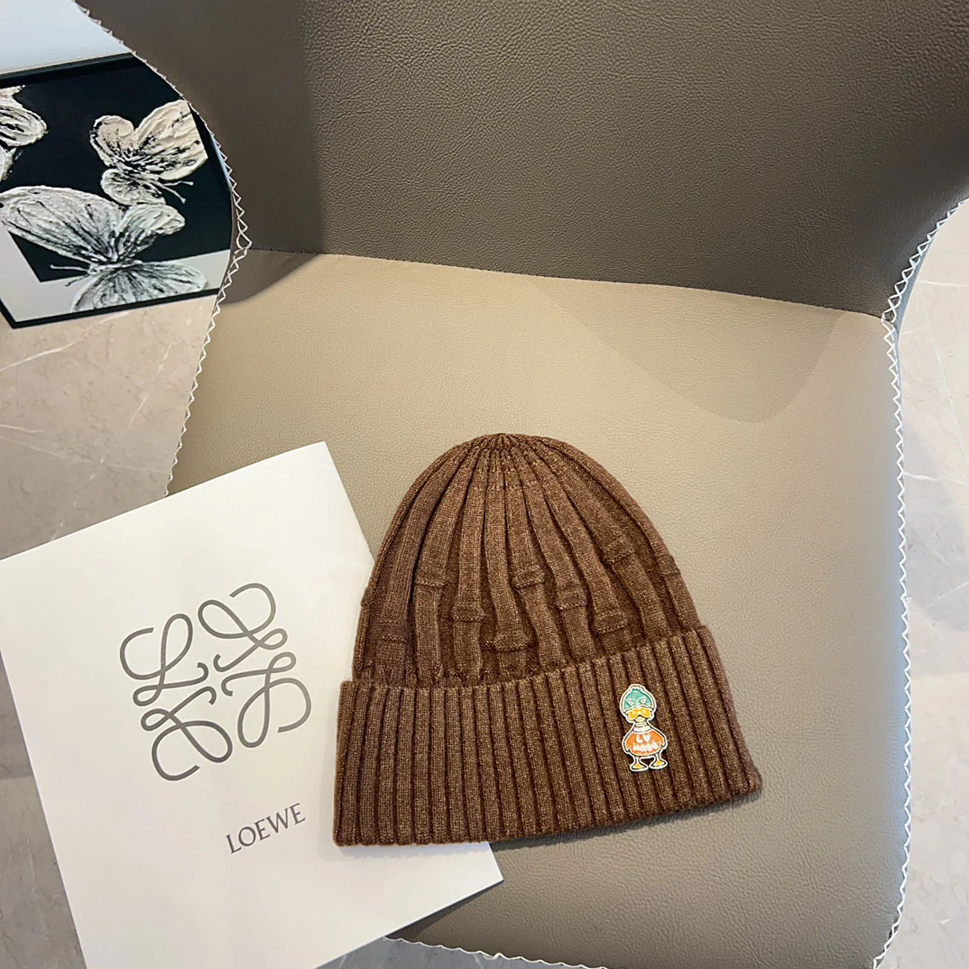 LV - Вязаная шапка 