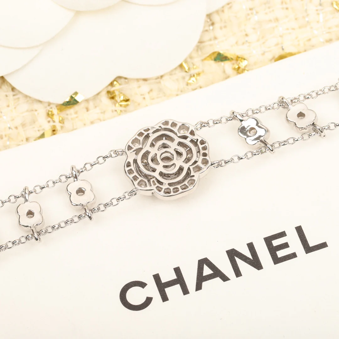 Chanel - Колье 581