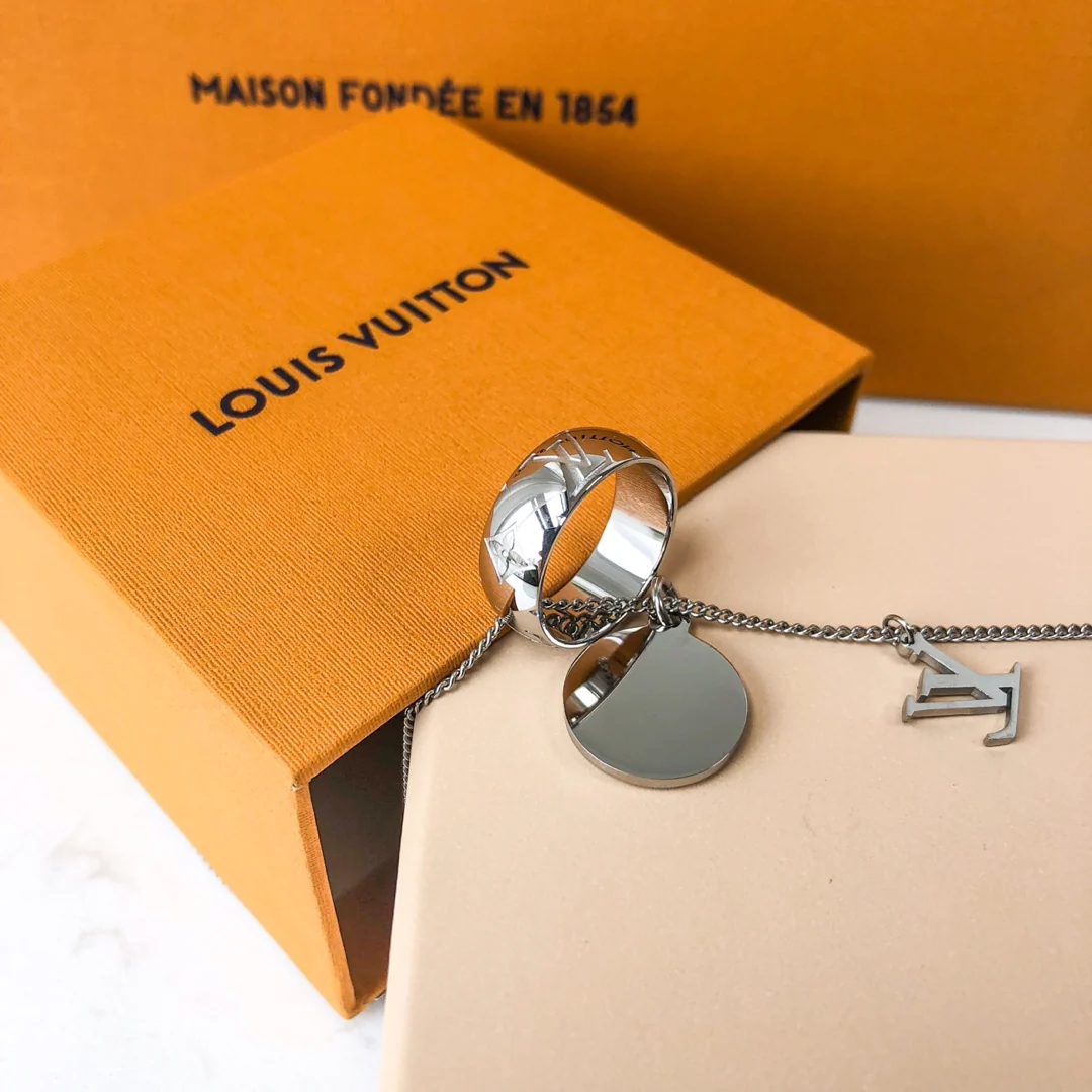 LV-Ожерелье 090