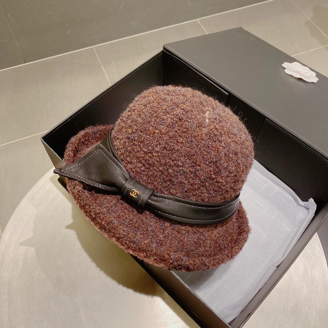 Chanel - Шляпа из овечьей шерсти - Коричневая