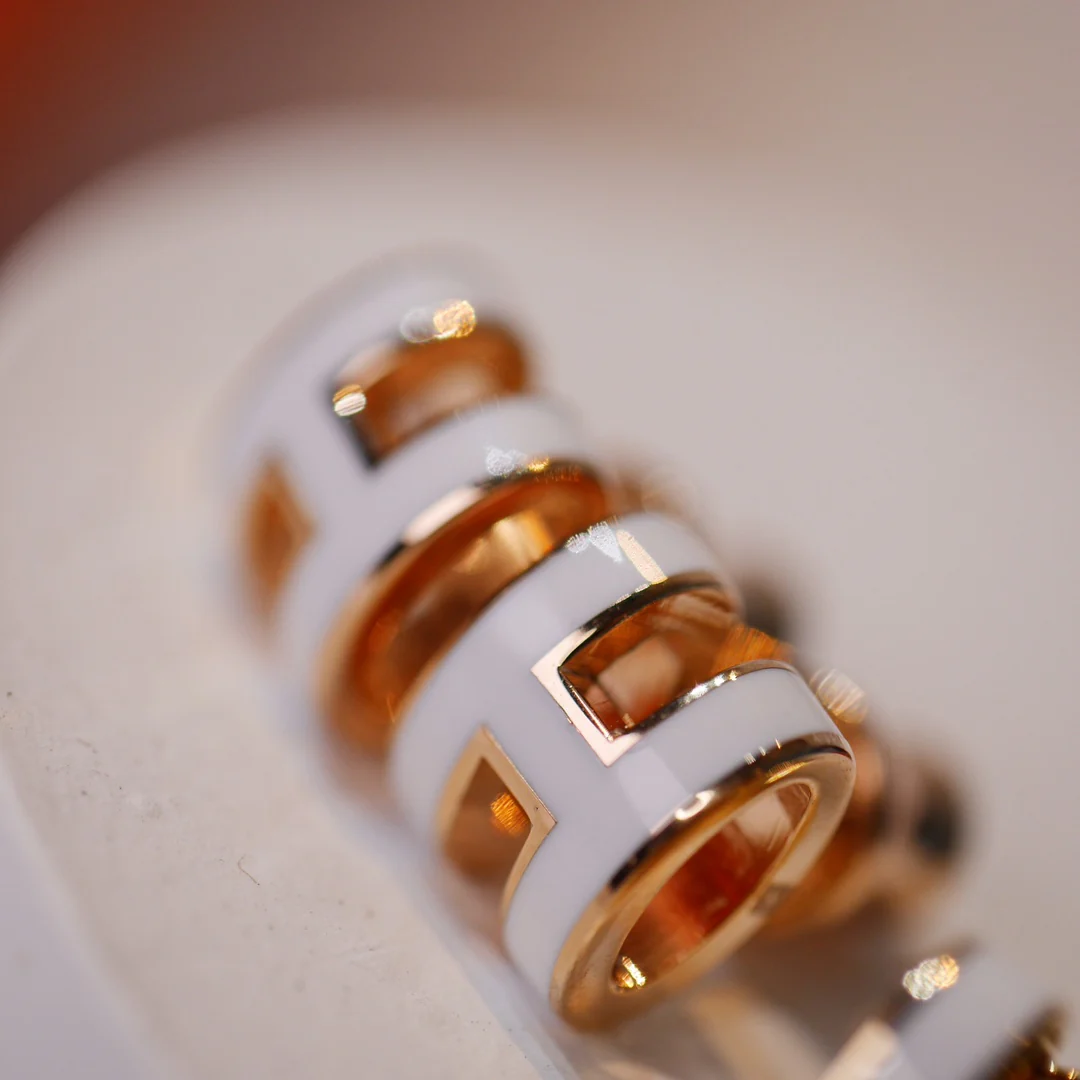 Серьги и гвоздики Hermes