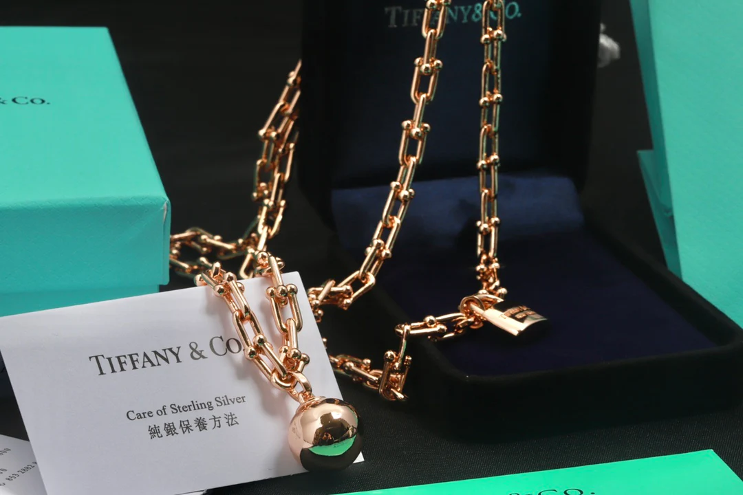 Колье Tiffany 075