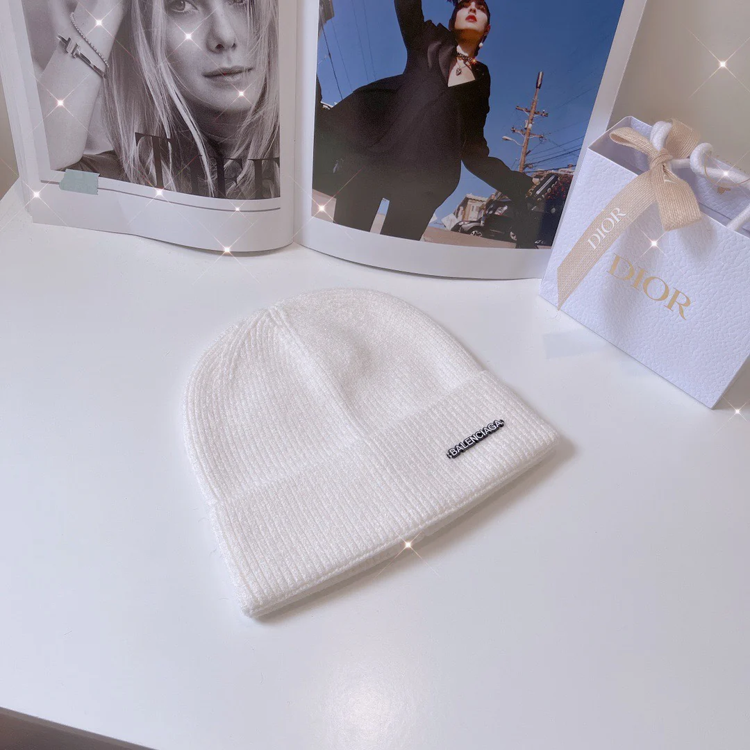 Balenciaga - Шерстяная шапка - Белая