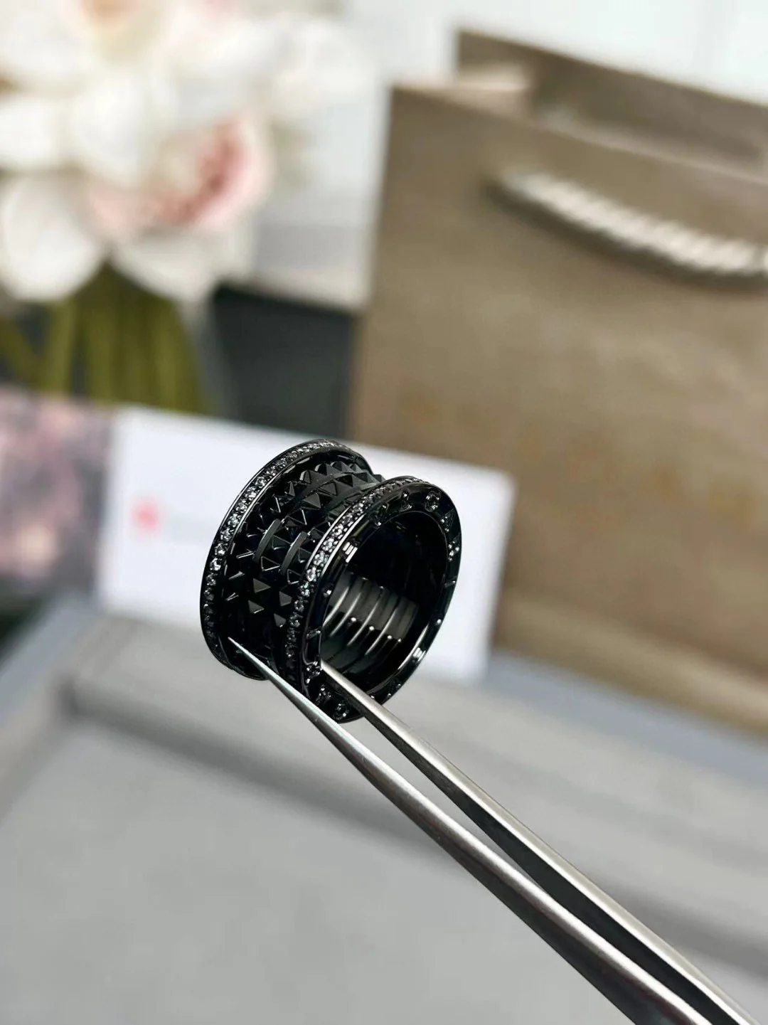 Кольцо Bvlgari 010