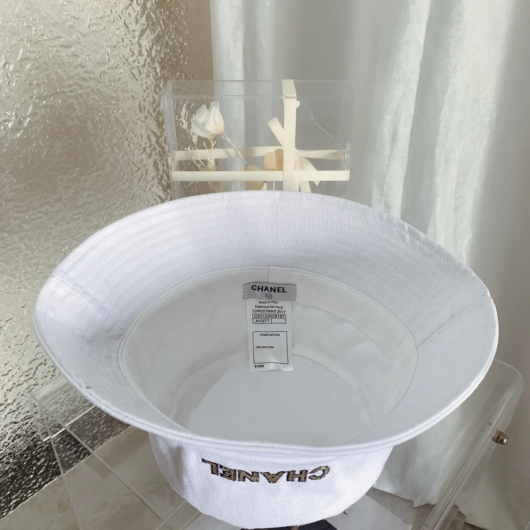 Chanel - Рыбацкая шляпа - Белая