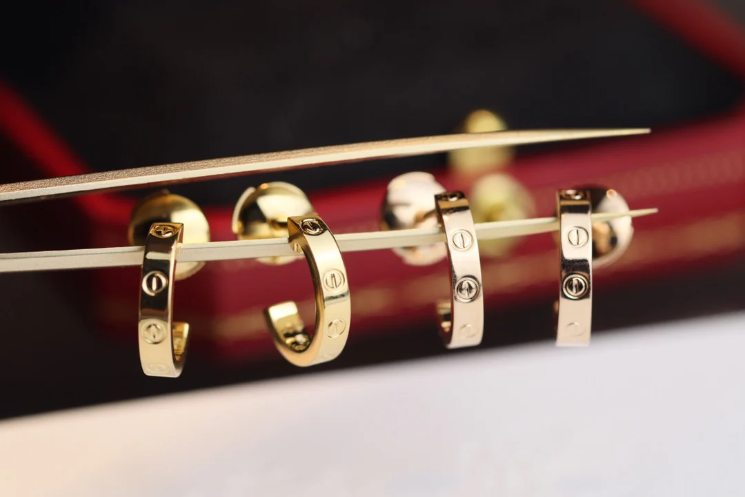 Серьги Cartier 027