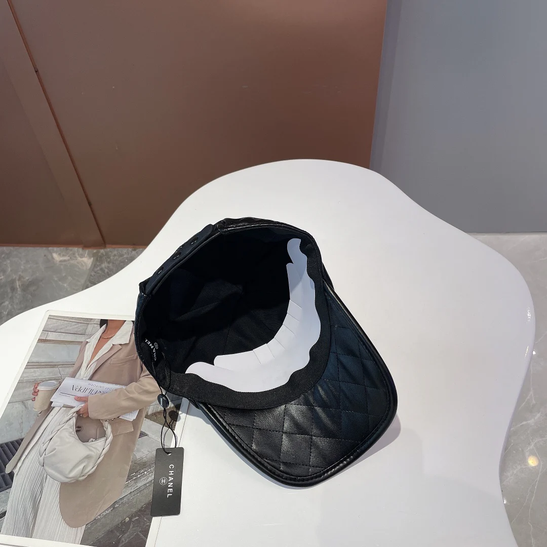 Chanel - Кожаная бейсболка