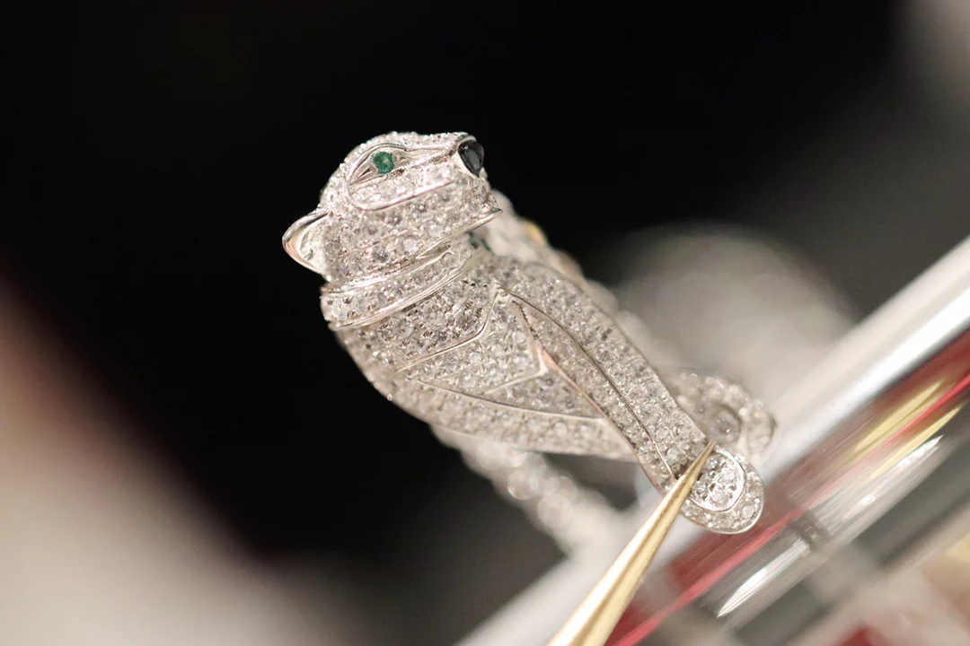 Коллекция Cartier Panthère – Большая двойная цепочка