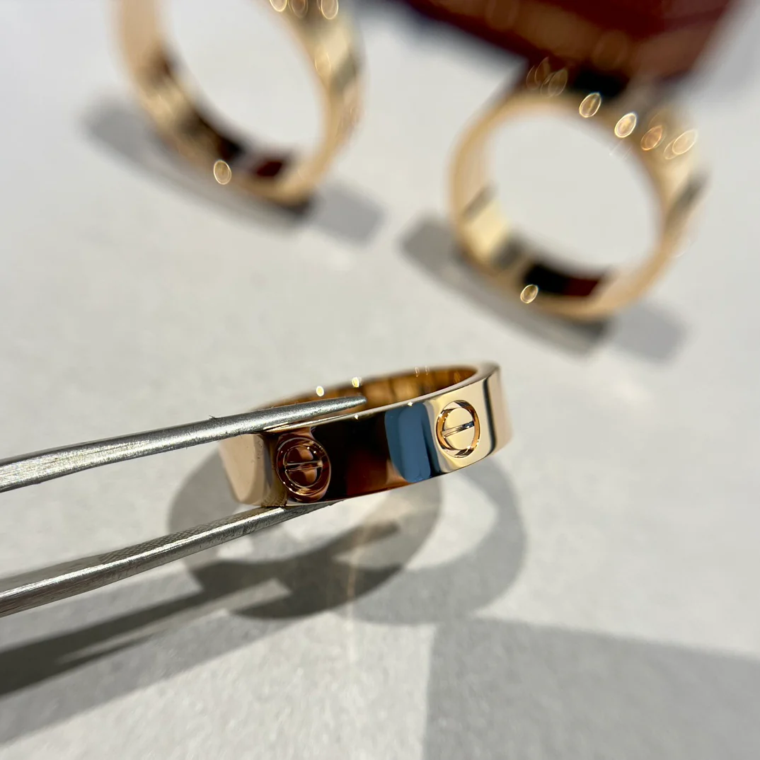 Кольцо Cartier 019