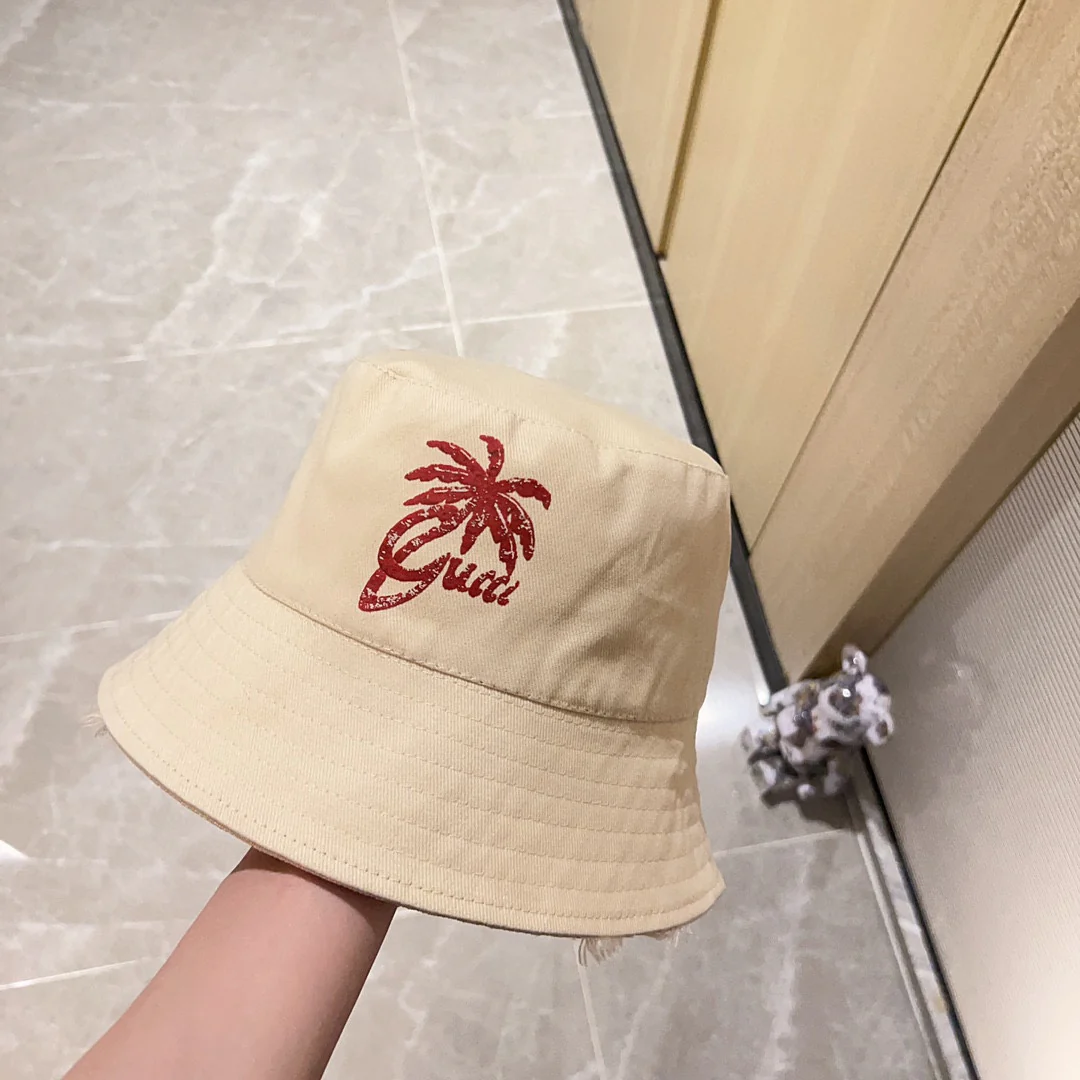Новинка начала осени 2023 года от Gucci - Рыбацкая шляпа