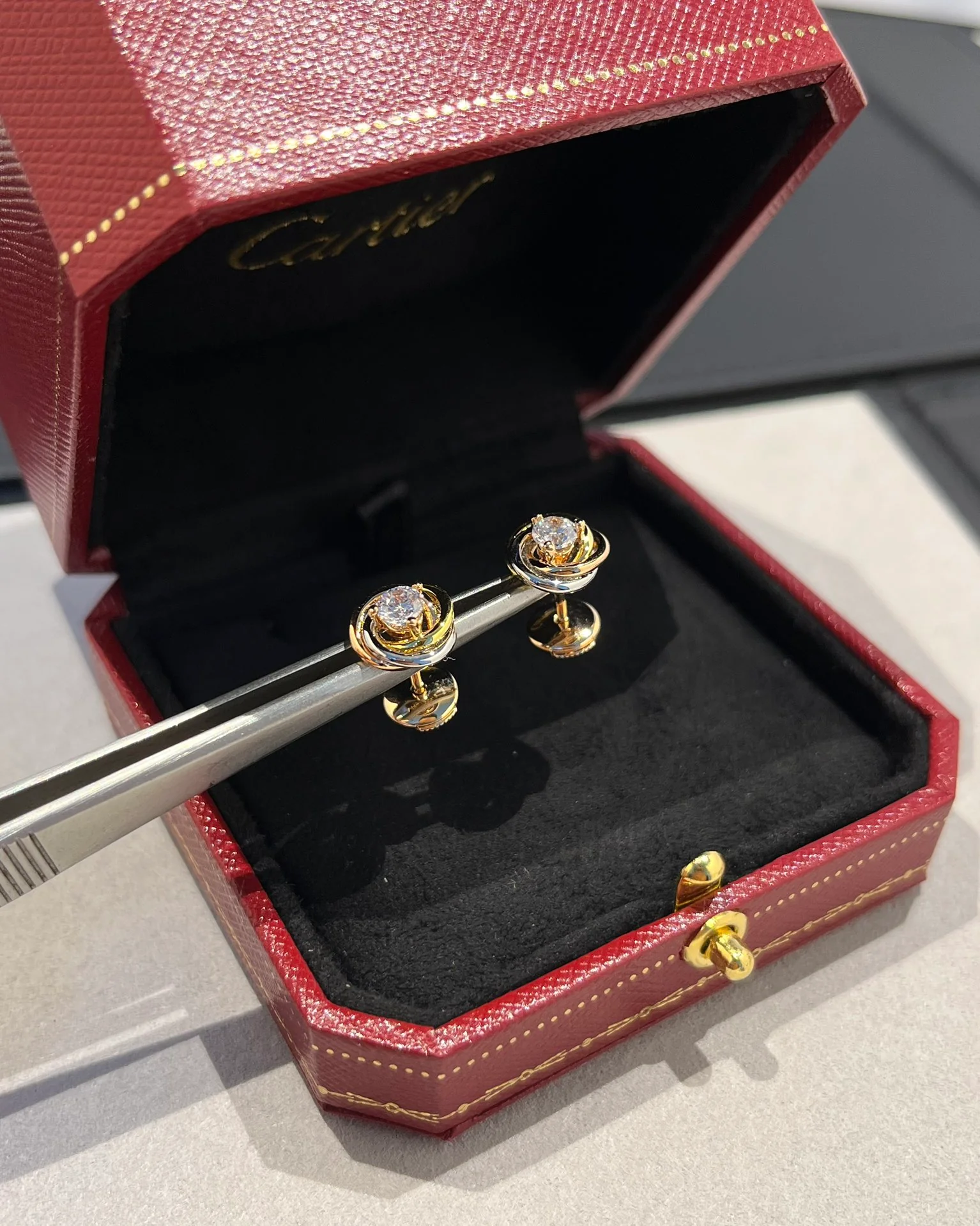 Серьги Cartier 047