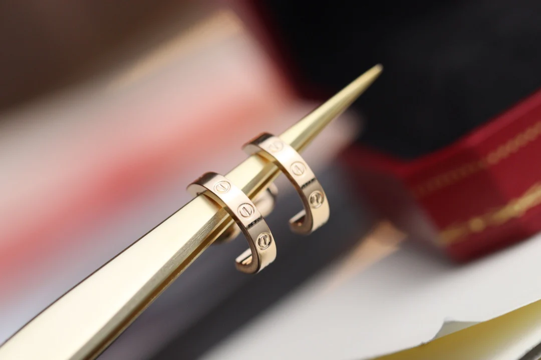 Серьги Cartier 027