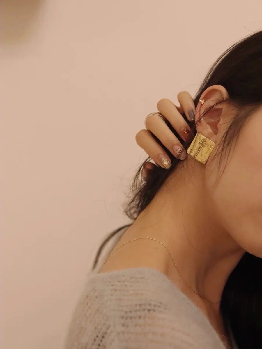 Серьги Celine 112