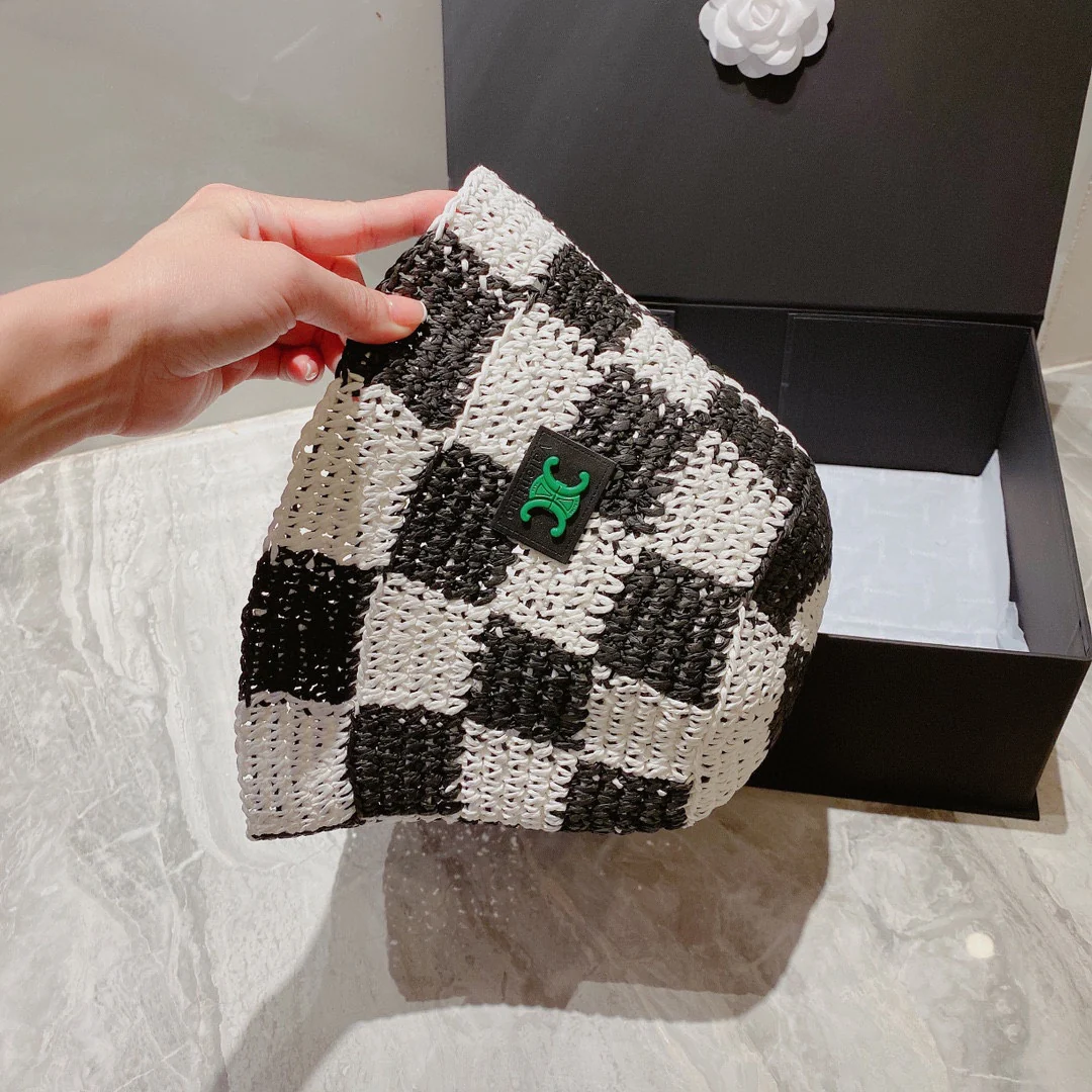 Celine - клетчатая соломенная рыбацкая шляпа