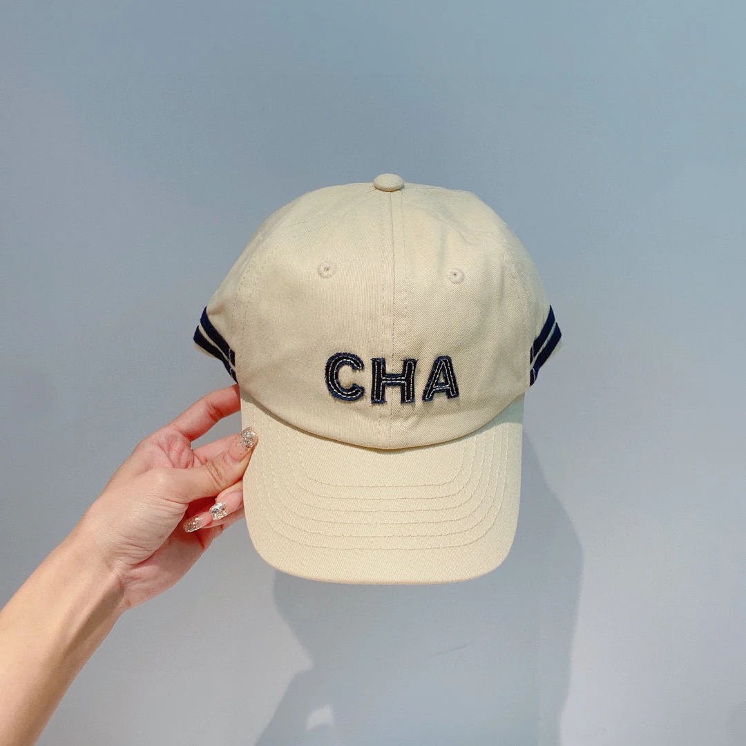 Классическая бейсболка Chanel - 1