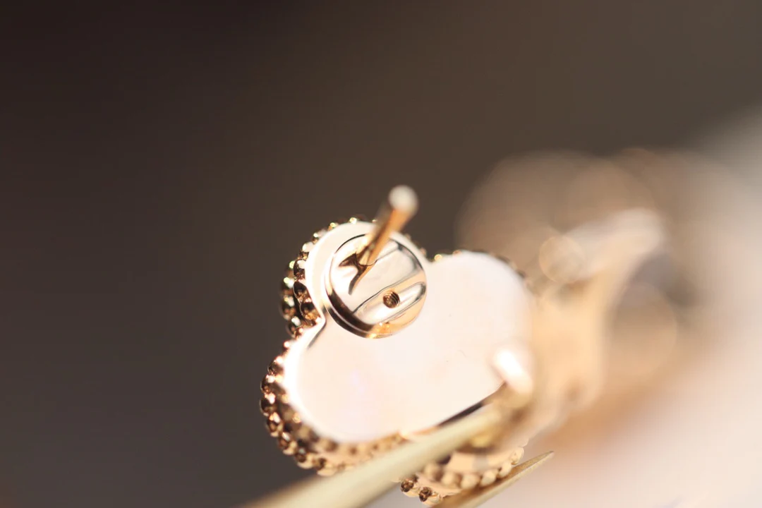 Серьги VCA 060