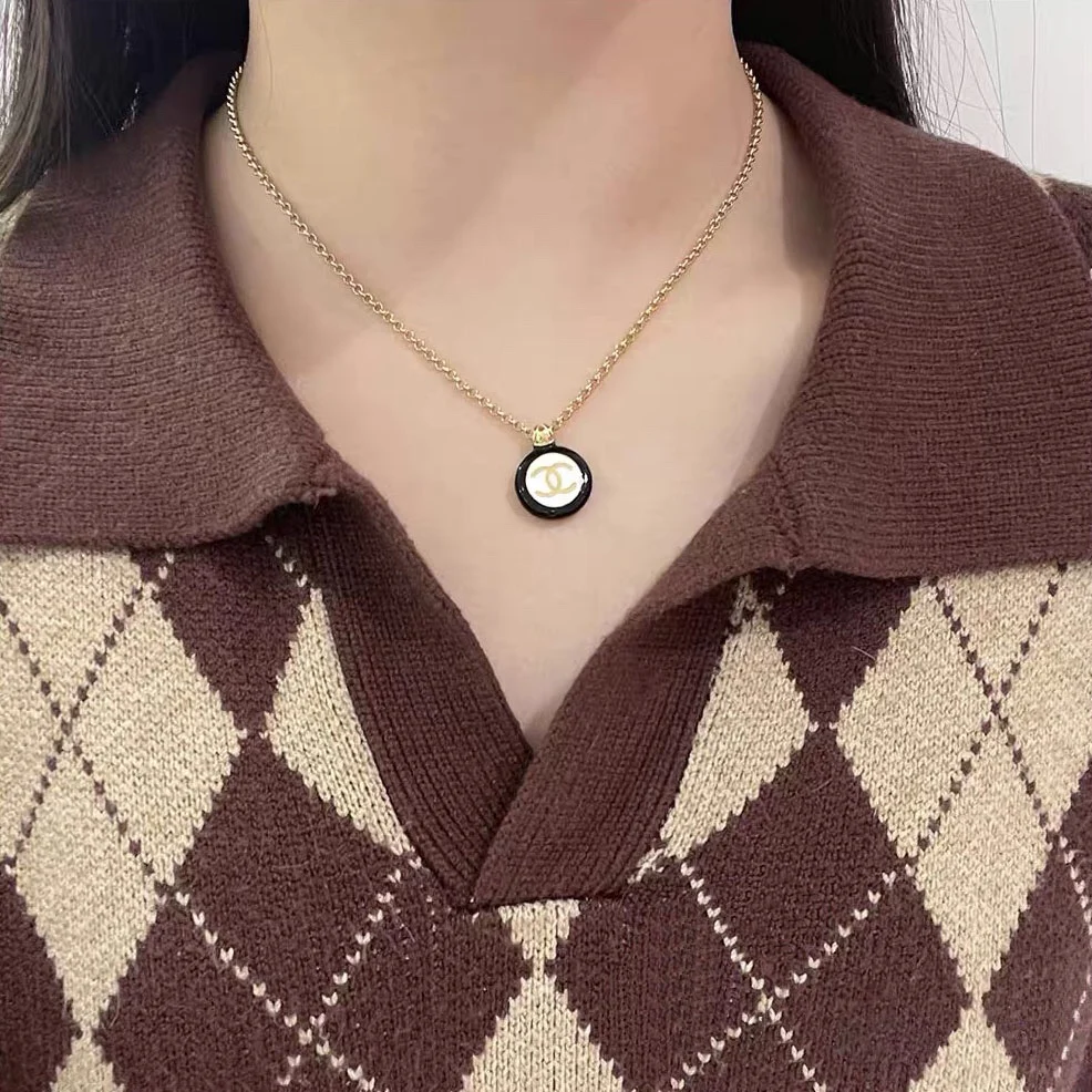 Chanel - Колье 497