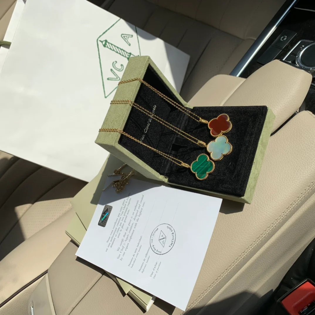 VCA-Ожерелье-51