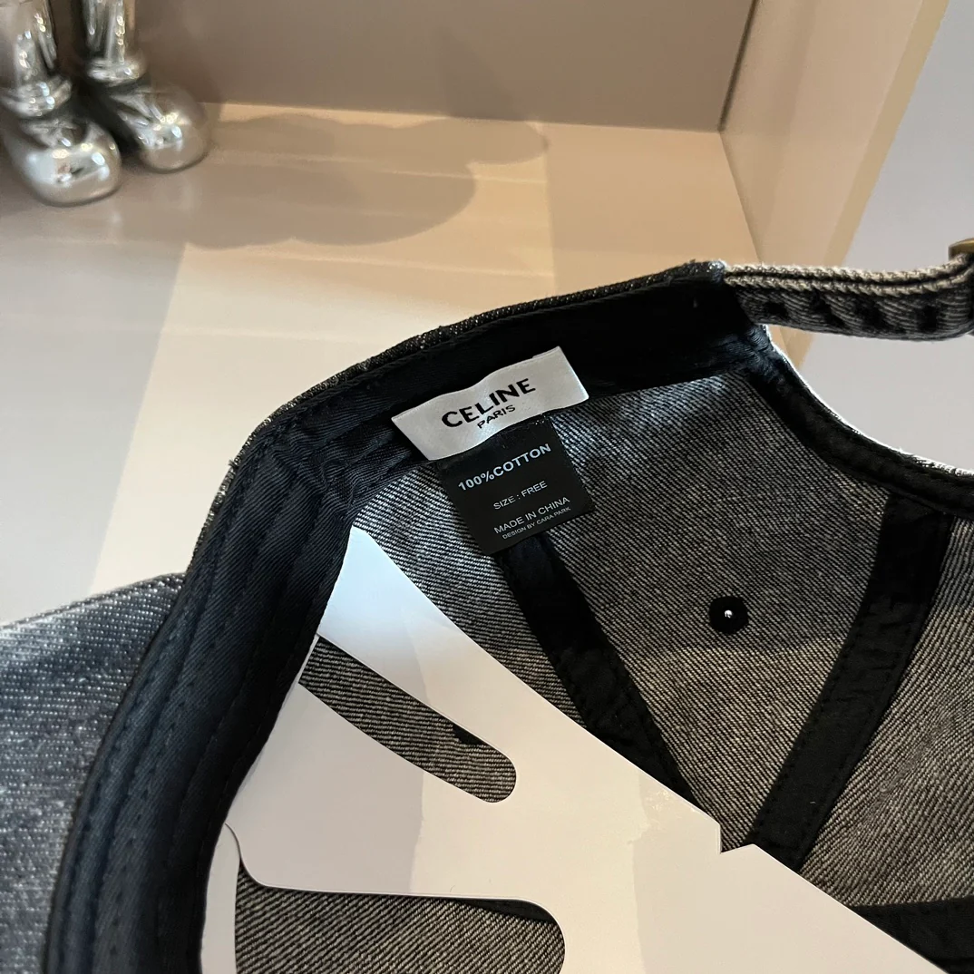 Celine - Бейсболка из выстиранного денима - Серая