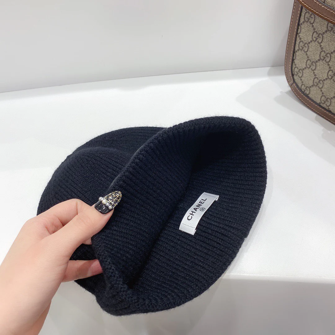 Chanel - Вязаная шапка-бини - Рекомендовано инфлюенсерами - Черная