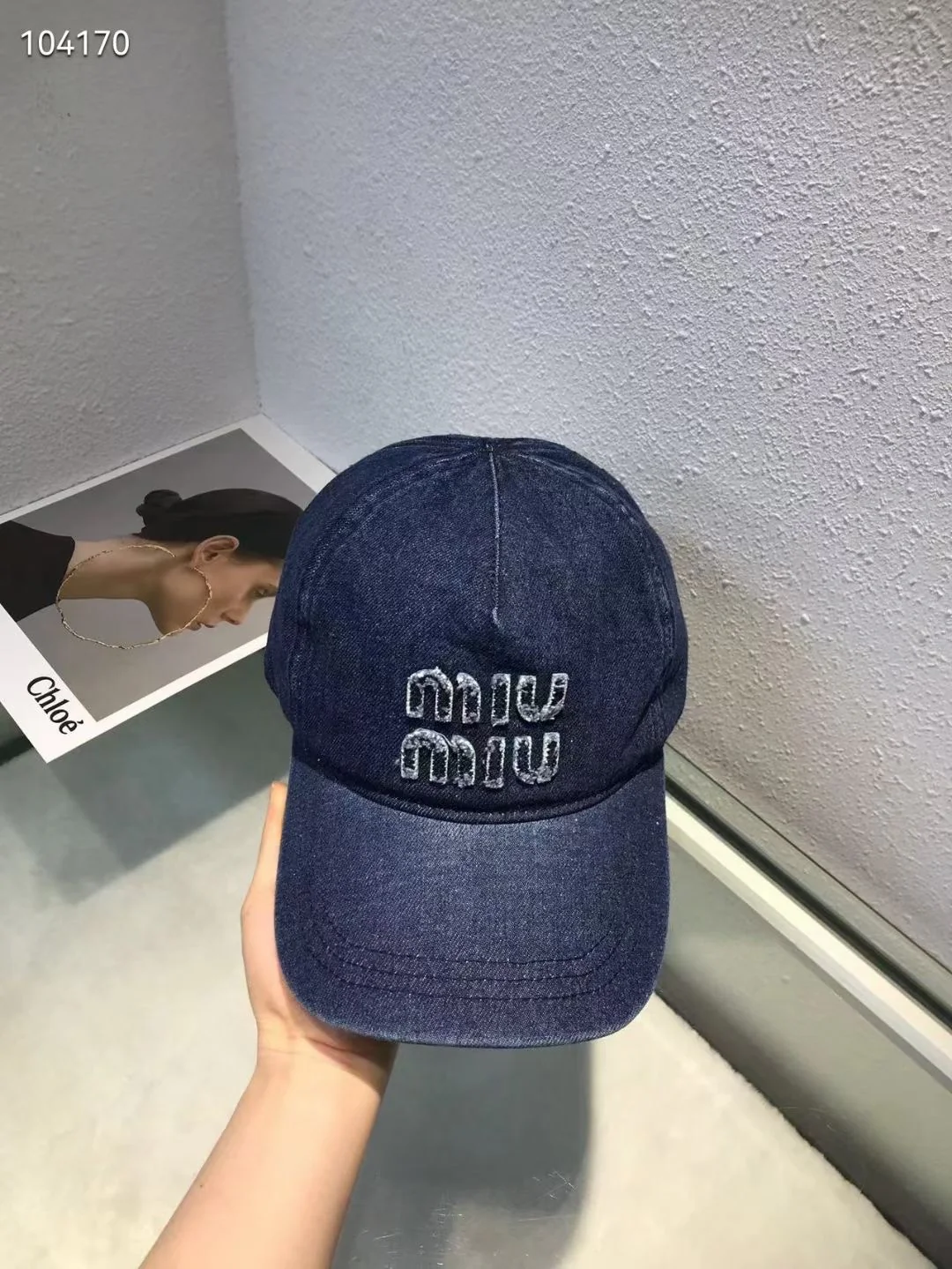 Бейсболка Miu Miu - с эффектом потертости