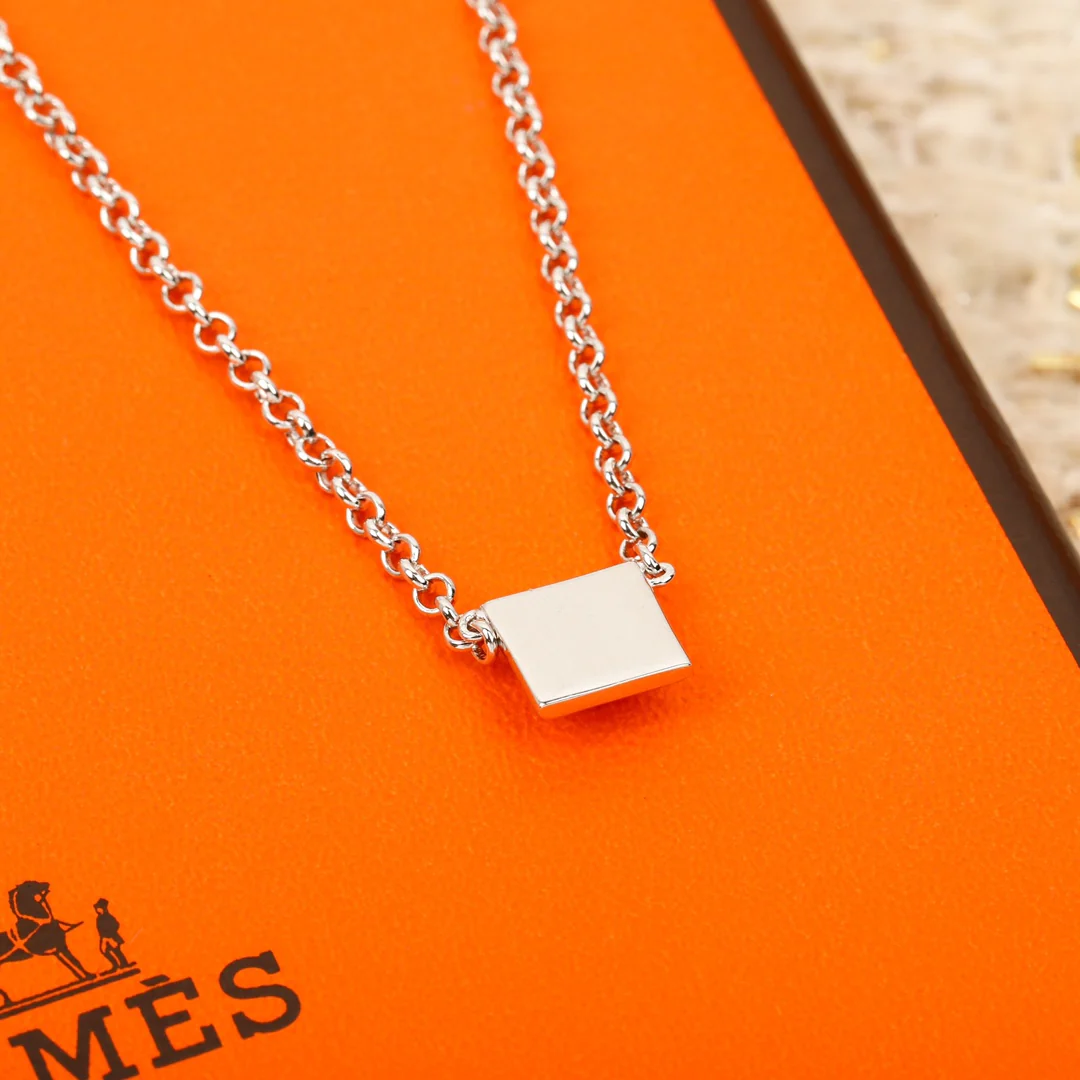 Колье Hermes 025