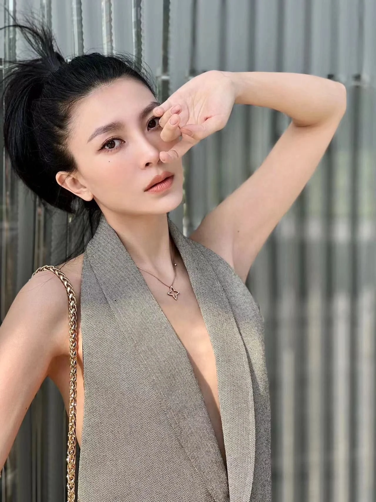 LV-Ожерелье 069