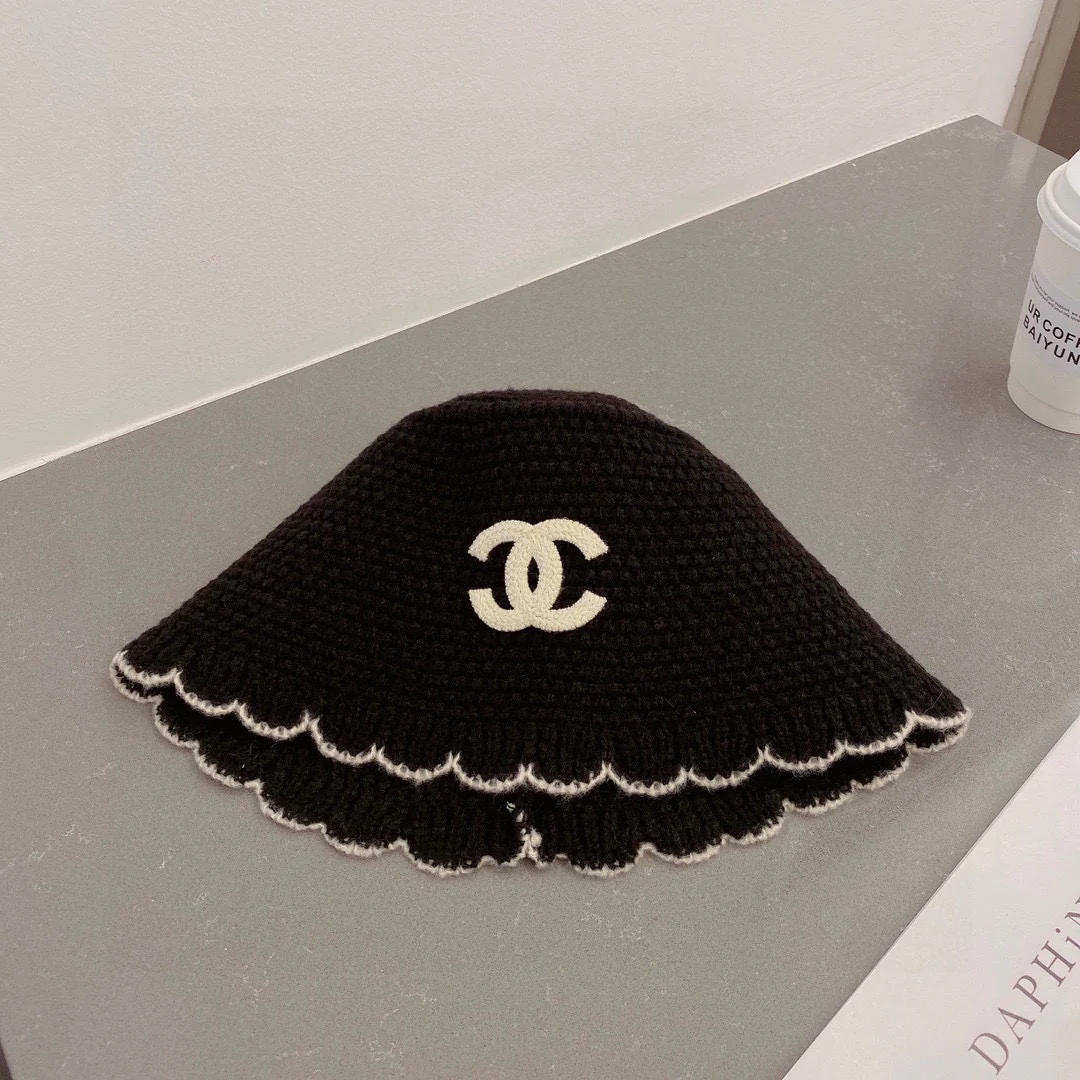 Chanel - Вязаная рыбацкая шапка - 1