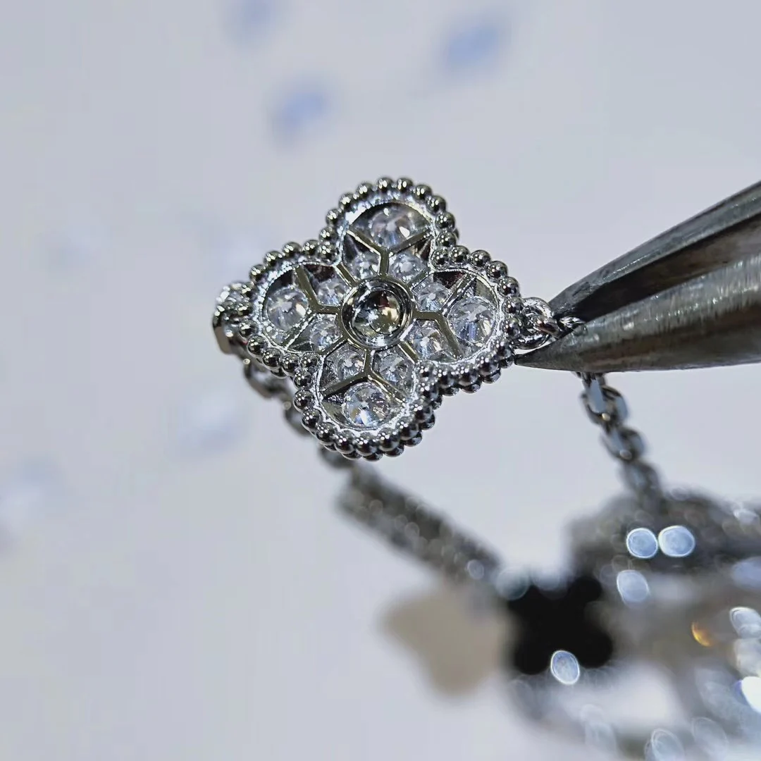 Браслет VCA - 6