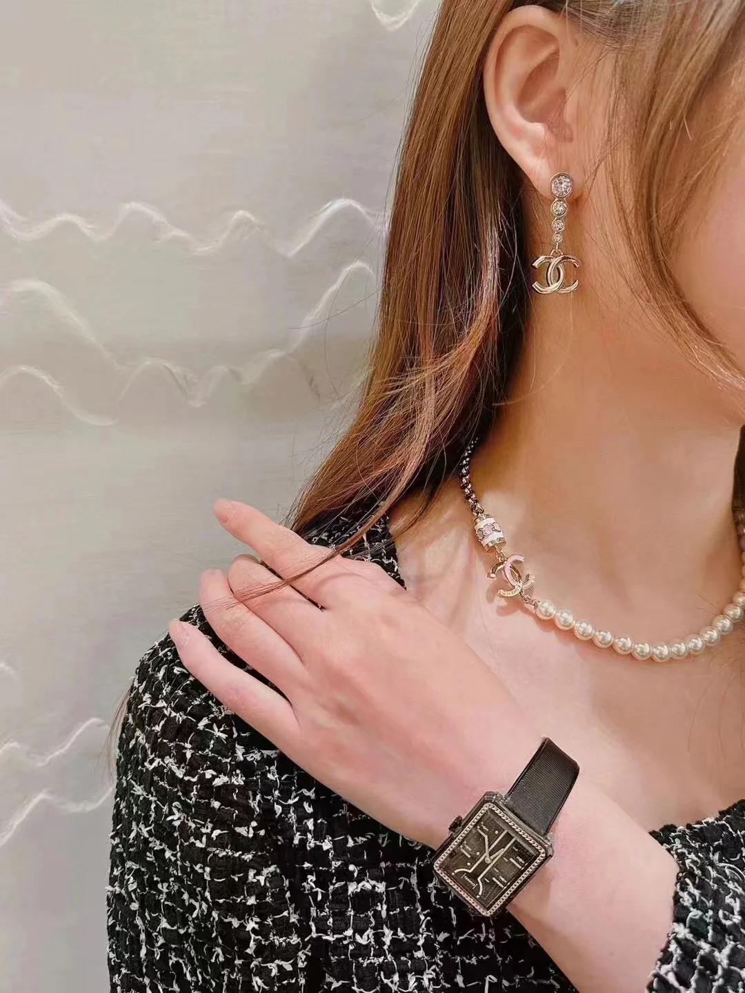 Колье Chanel 550