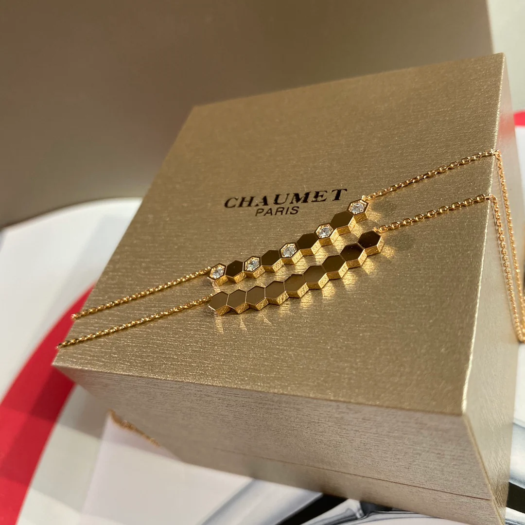Колье Chaumet 3-9-43 см
