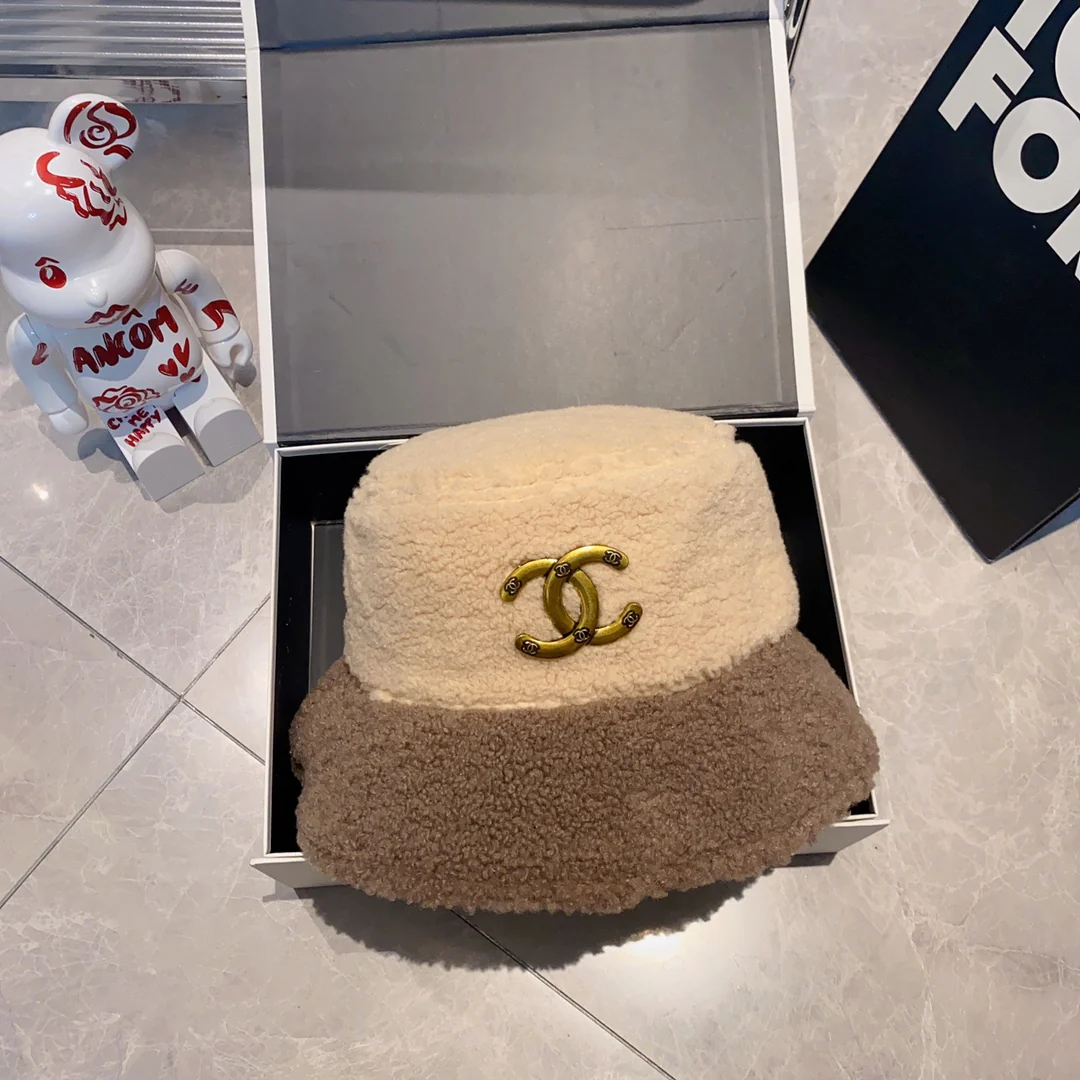 Chanel - Рыбацкая шляпа из овечьей шерсти